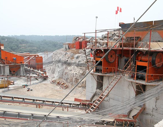 螢石礦生產(chǎn)線(xiàn)